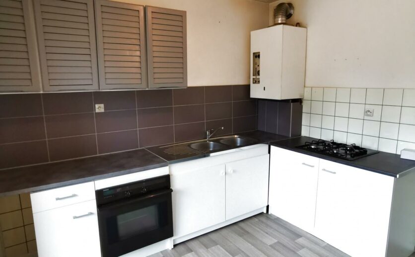 Valdoie : appartement type T3 avec cave et parking privatif