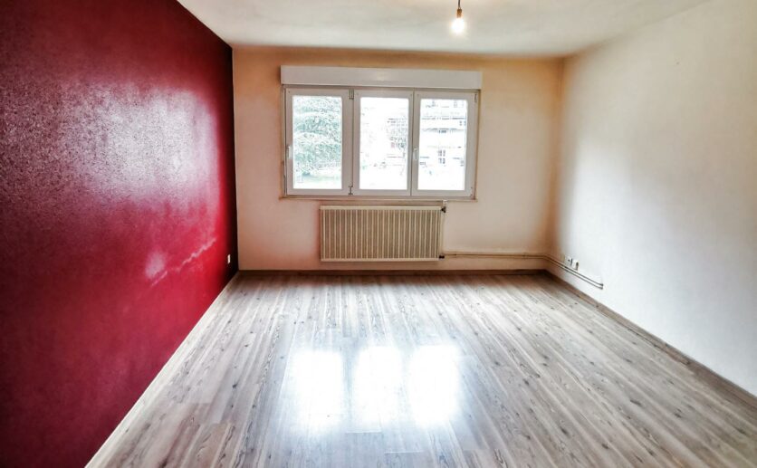 Valdoie : appartement type T3 avec cave et parking privatif