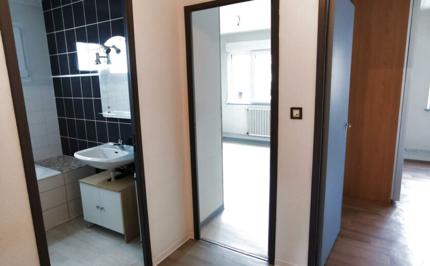 Valdoie : appartement type T3 avec cave et parking privatif