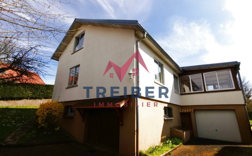 Maison à Essert 4 chambres ,1 bureau et 2 garages en sous-sol