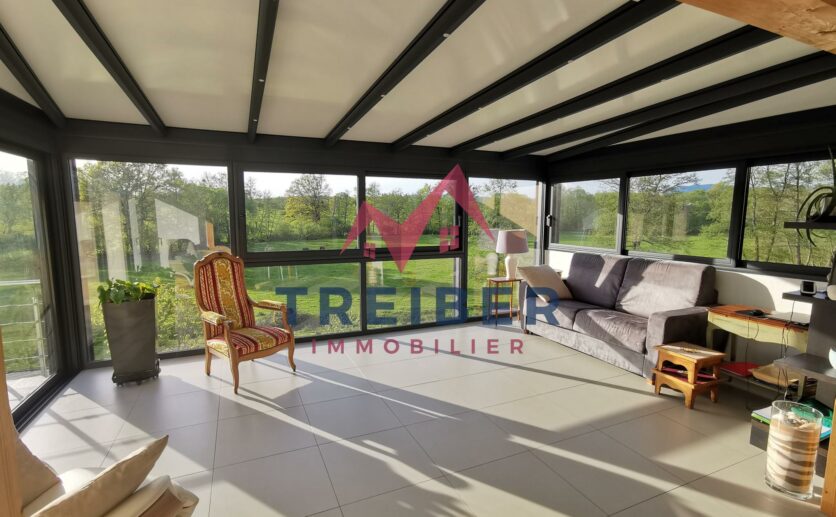 Maison Axe Belfort Lure sur sous sol avec magnifique véranda, terrasse attenante, double garage sur 12 ares de