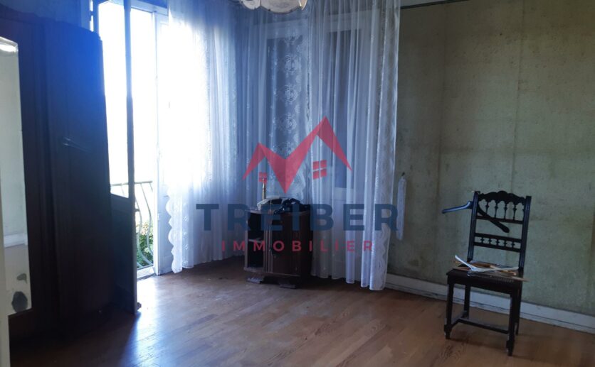 Maison avec 3 chambres sur 50 ares de terrain à 15 minutes d'Héricourt