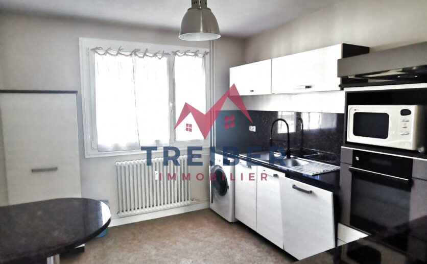 Belfort proche Cravanche : appartement T4 avec balcon garage et cave privés