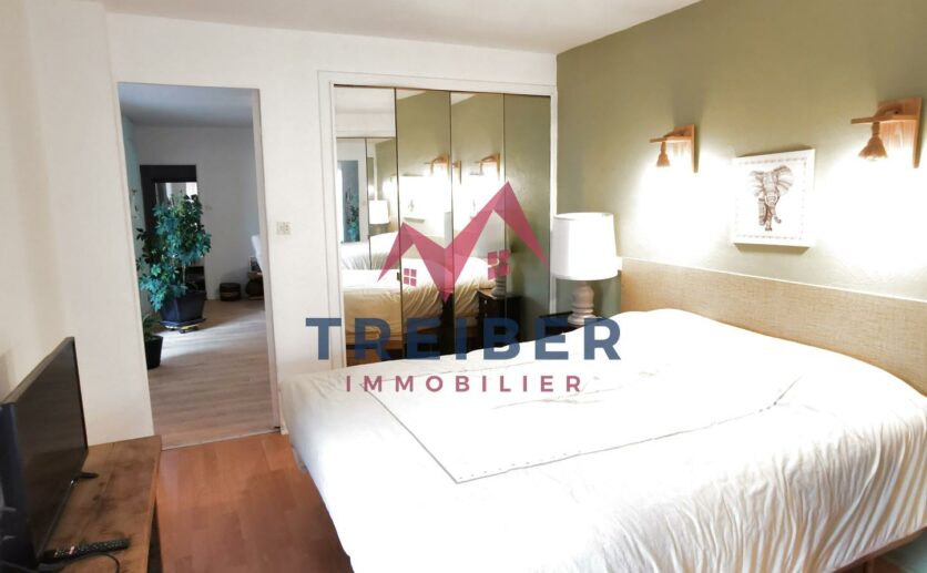 Maison Essert,  type ferme, façade en pierres apparentes de 201m2 avec terrasse,et  garage à vendre à Essert