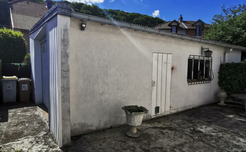 Maison  Belfort, villa de 755m2 en vente avec 3 chambres Terrasse, Jardin privatif Grand garage 2 voitures