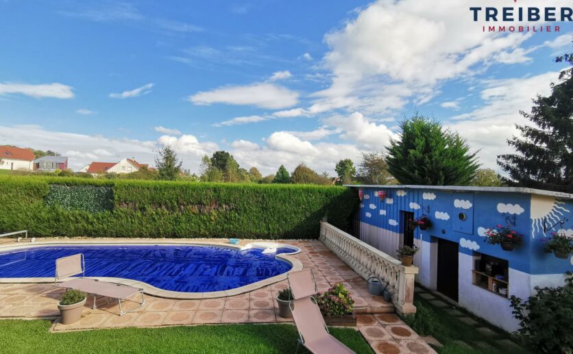 Maison Chèvremont sur 10 ares de terrain au calme avec terrasse,piscine, garage double : avec Treiber immobili