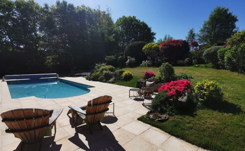 Maison Châlonvillars de plain-pied, Belfort à 5 minutes. villa F6 sur 1345 m2 avec terrasse piscine sous sol g