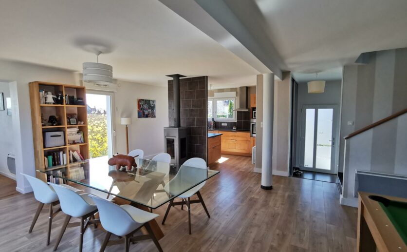 maison Dannemarie dans 68210 avec piscine chauffée sur 728 m2 avec garage au calme