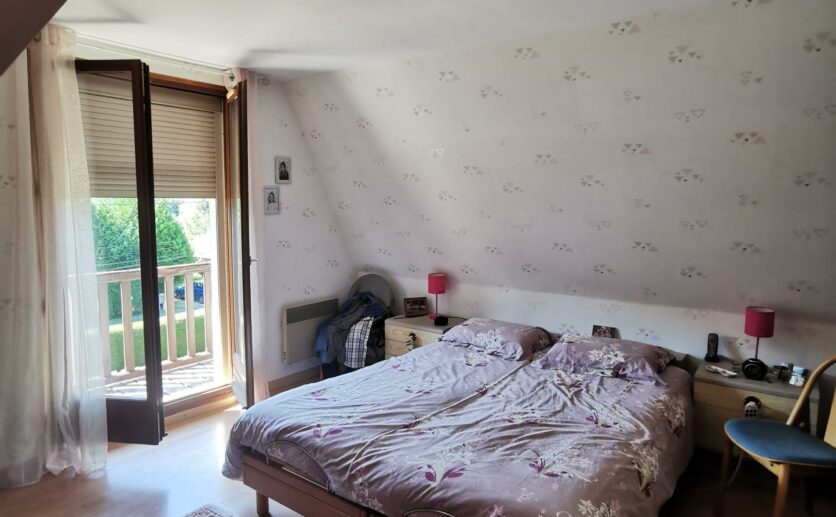Belfort à 15 minutes, Maison Vescemont (90200)   160 m2 habitables sur 2 483 m2 de terrain sur sous sol et gar