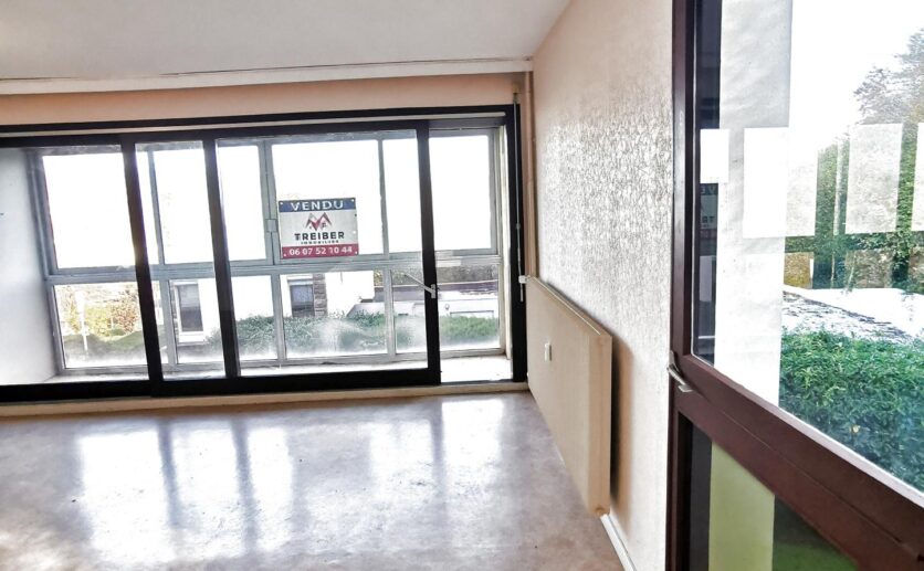 Appartement Eloie 5 pièces à vendre avec garage fermé et cave. En exclusivité proposé à la vente par l '