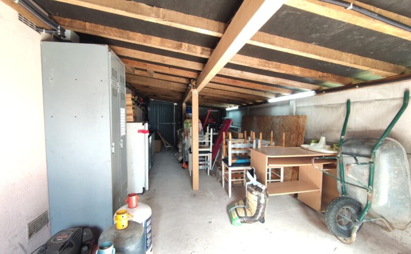 Maison de 137.50 m2 à Ronchamp au calme avec garage et terrain privatif