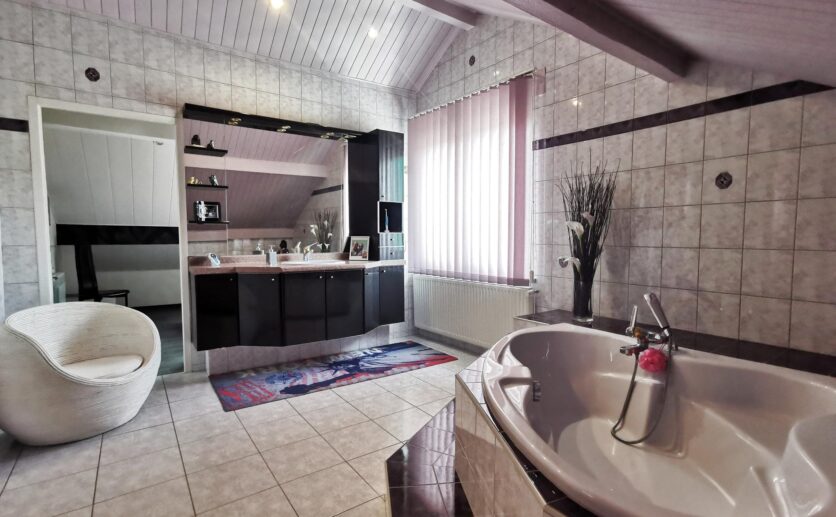 Maison Belfort 2 minutes du centre ville en exclusivité  maison type T6 disposant de 4 chambres avec Treiber i