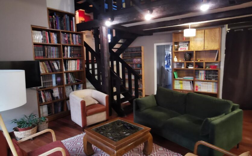 Belfort appartement de 143 m2, en duplex syle haussmannien situé au coeur de la Vieille ville avec garage.